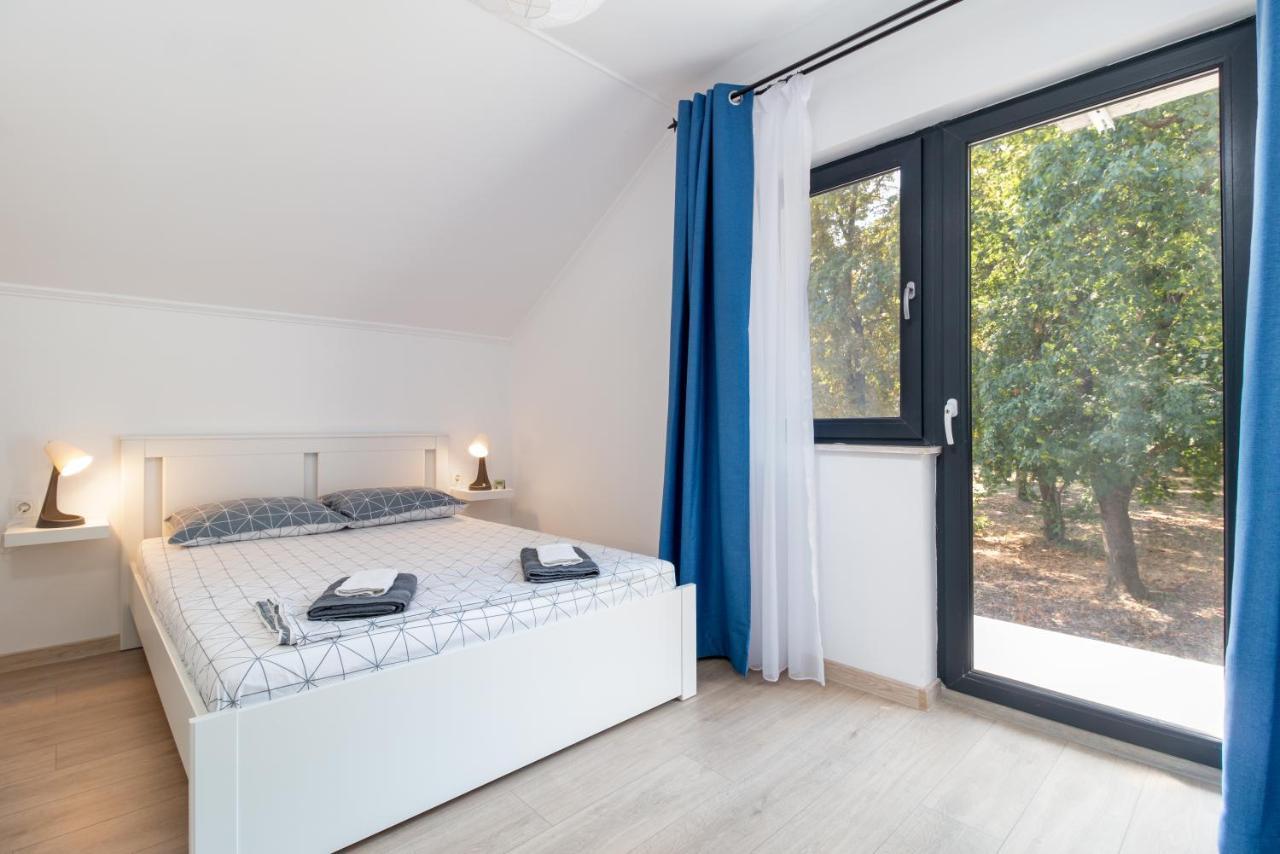 Zola Guest House Орадеа Екстериор снимка